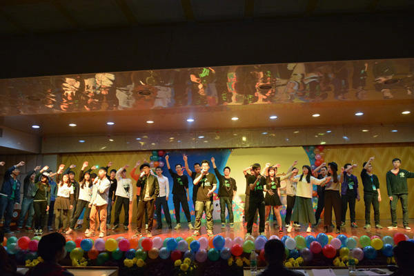 “花猴悦圆”元旦晚会 “花猴悦圆”元旦晚会