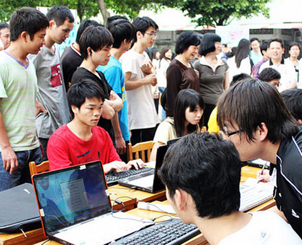 科技创新节竞赛现场 科技创新节竞赛现场