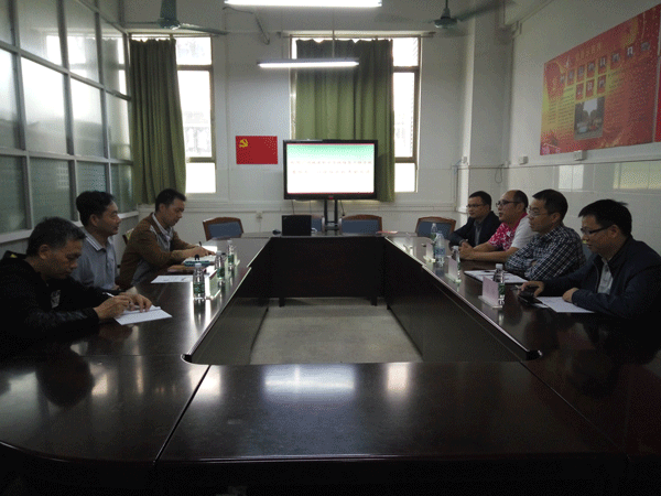座谈会现场 座谈会现场